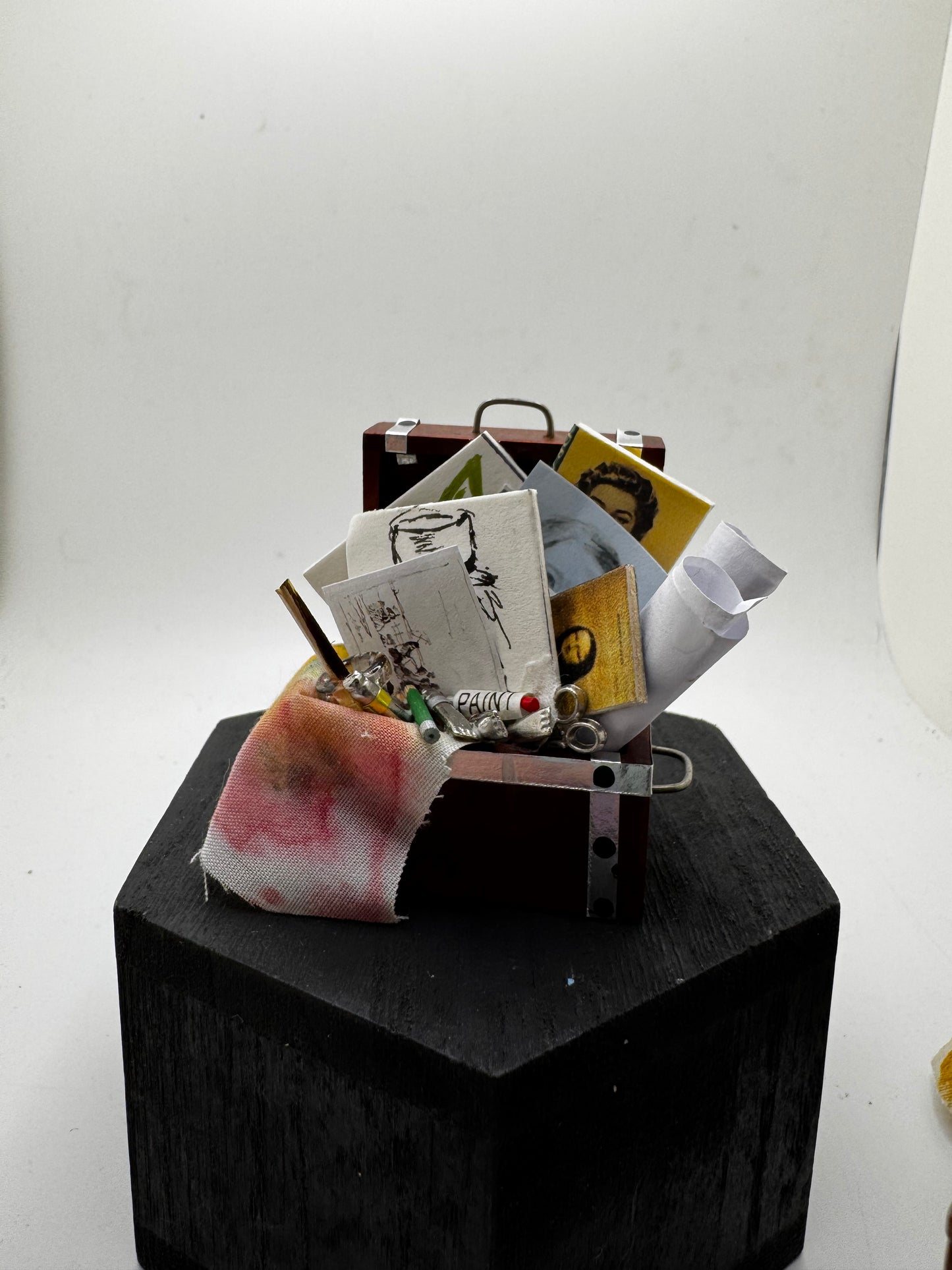 1/12th Artist Box x1