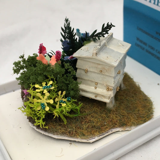 Dolls House Miniatures ( 1/48th - 1:48th - 1/4" - Quarter Inch Scale )  Hand Made Garden Beehive Scene