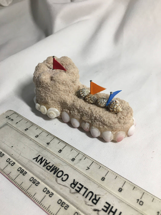 Dolls House Miniatures - 1/12th Sandcastle