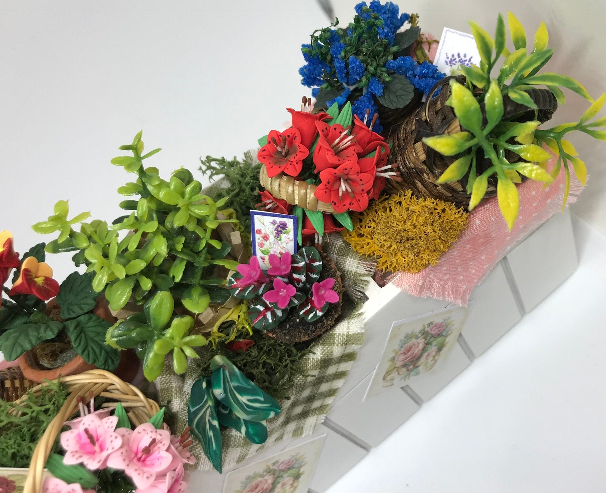 Dolls House Miniatures - Florists Bench