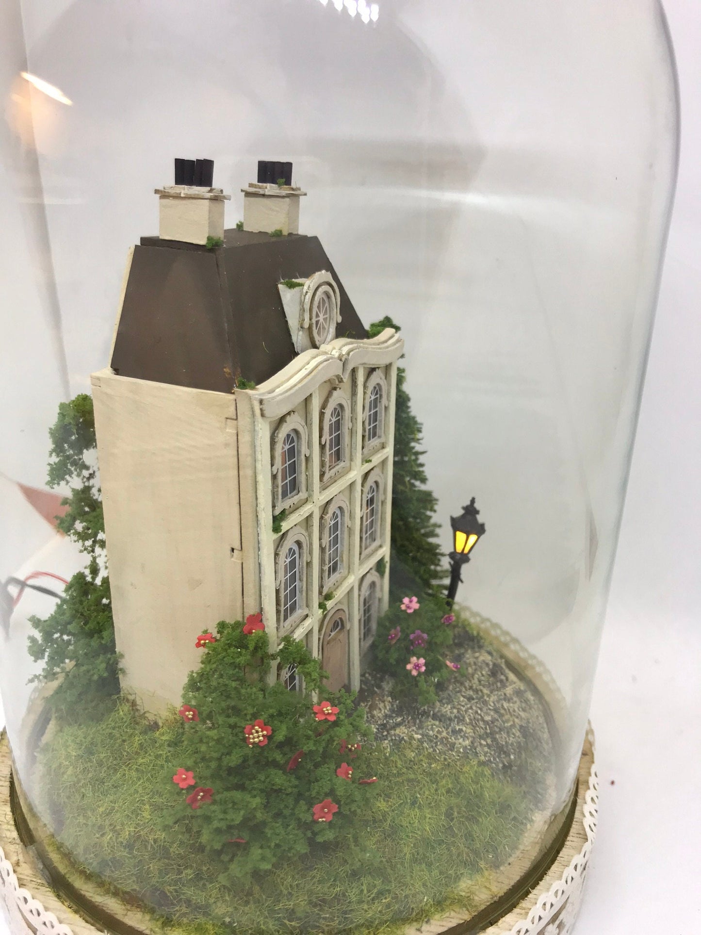 Handmade Dome with 1/144th 1:144th scale french House Scene - LED lit