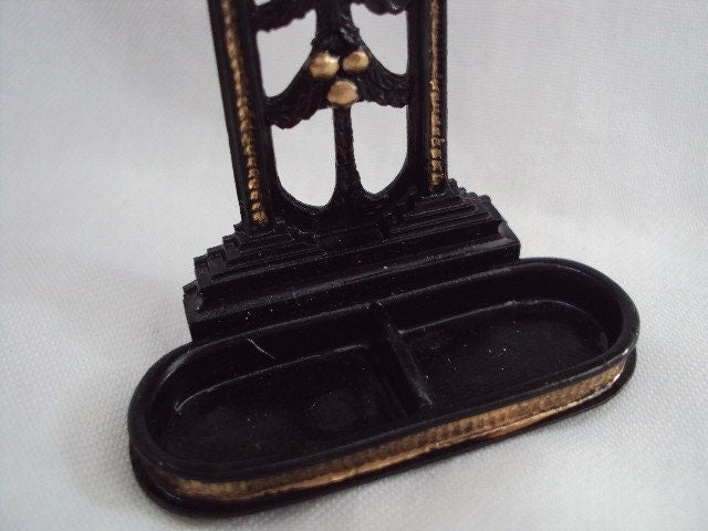 Dolls House Minaitures - 1/12th Black and Gold Metal Umbrella Stand