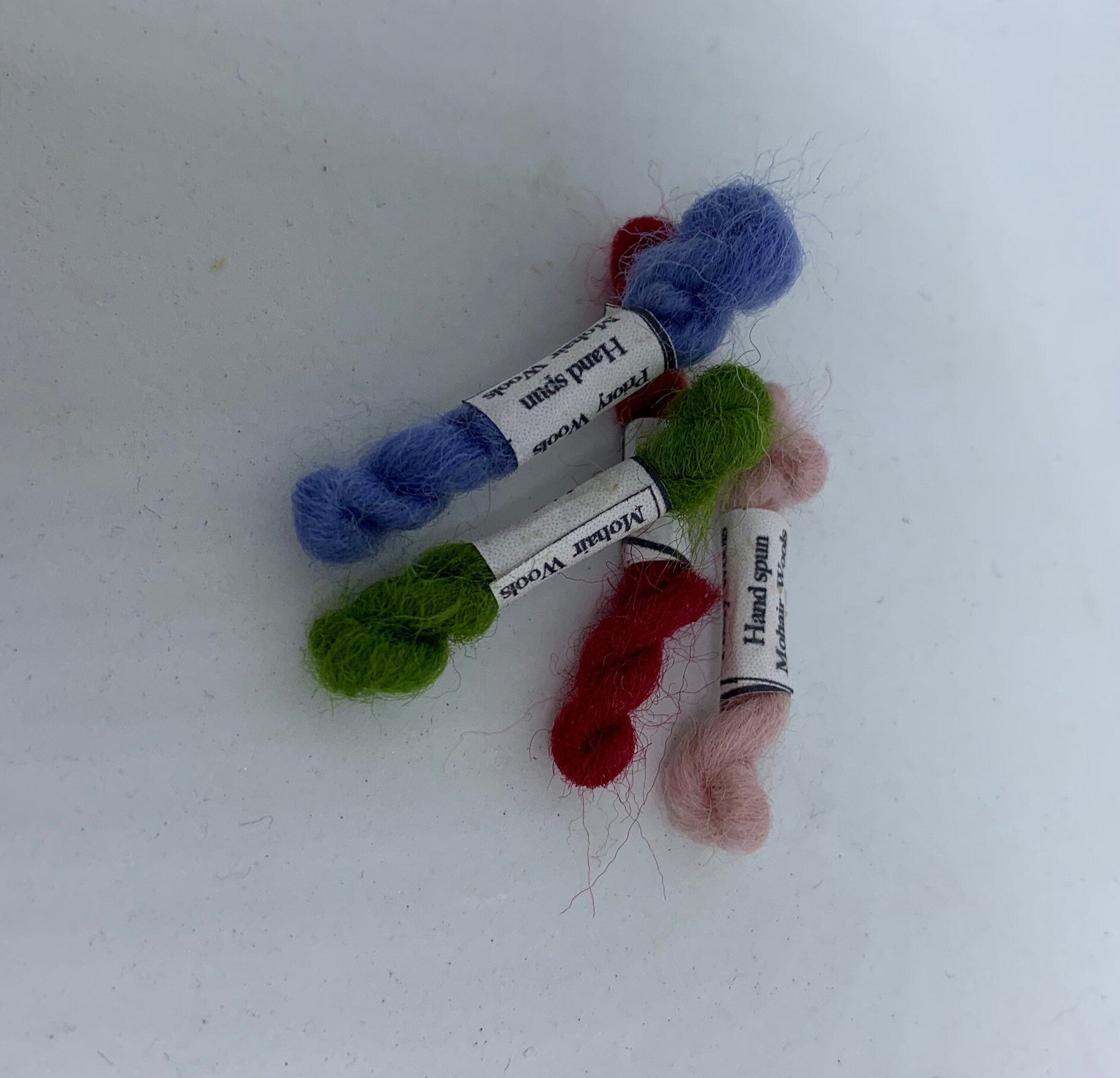 Dolls House Miniatures - Wool Skein x1