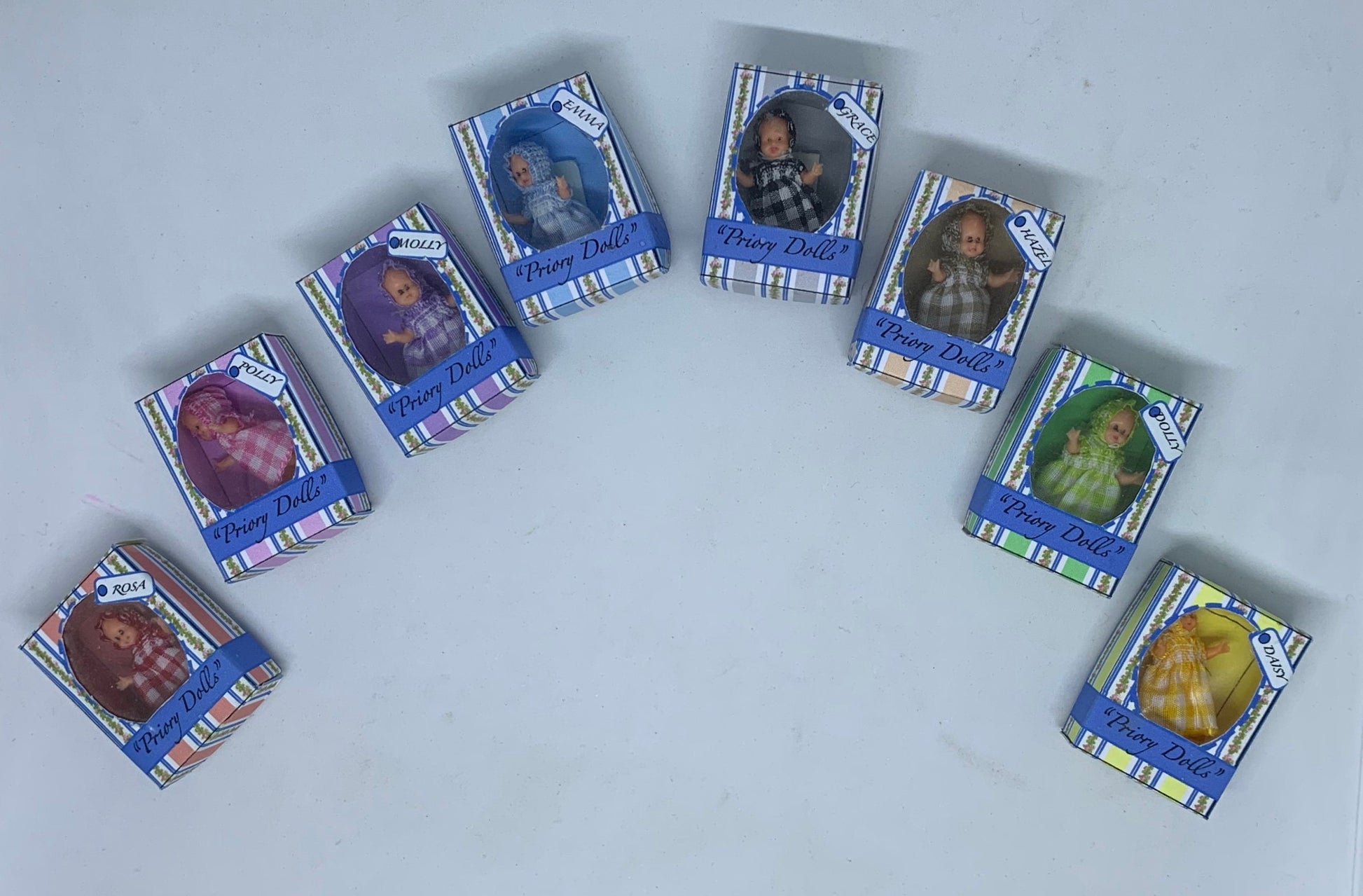 Dolls House Miniatures - Boxed Dolls (various colours)