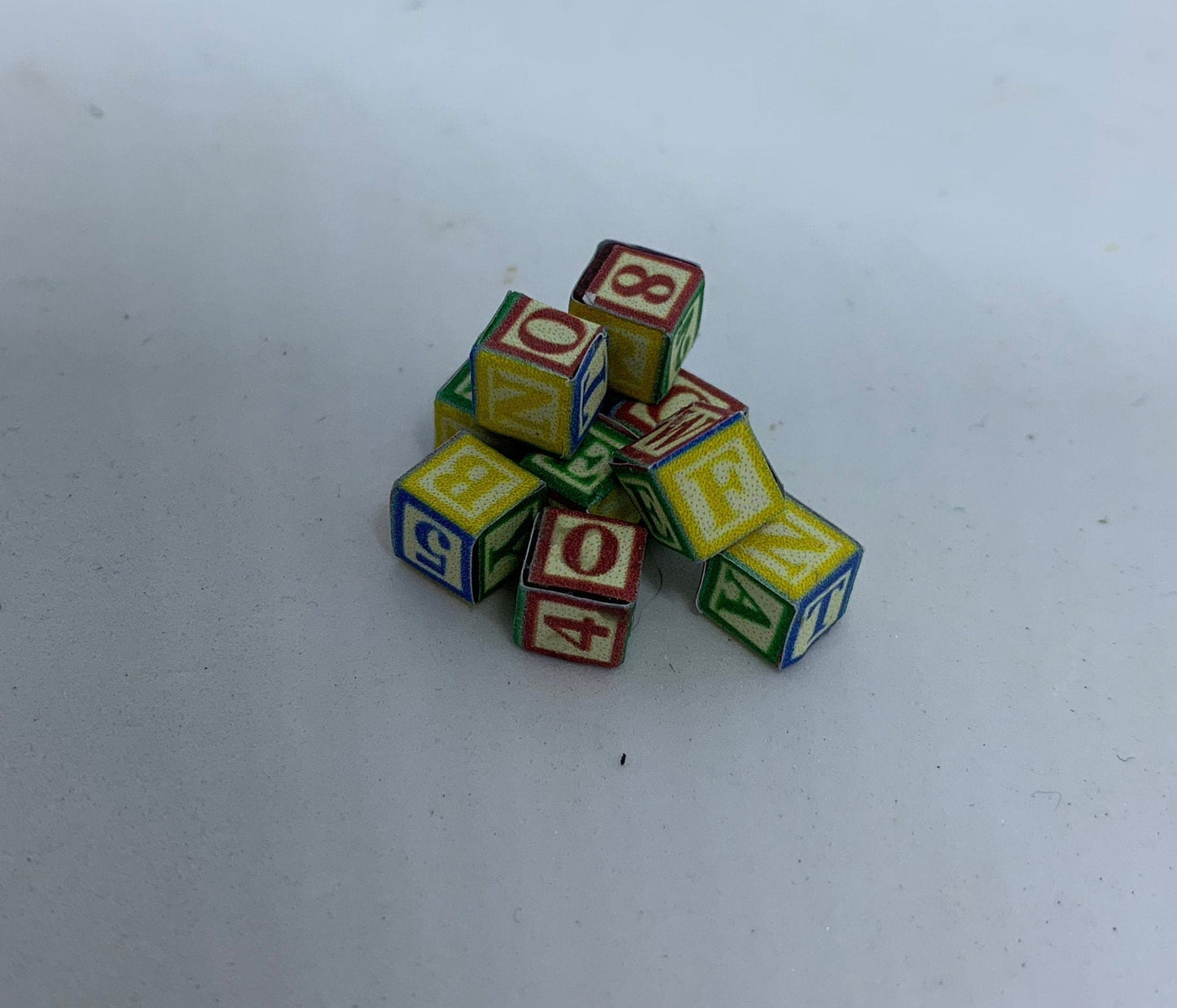 1:12th Dolls House Miniatures - Letter Blocks ( set of 10 )