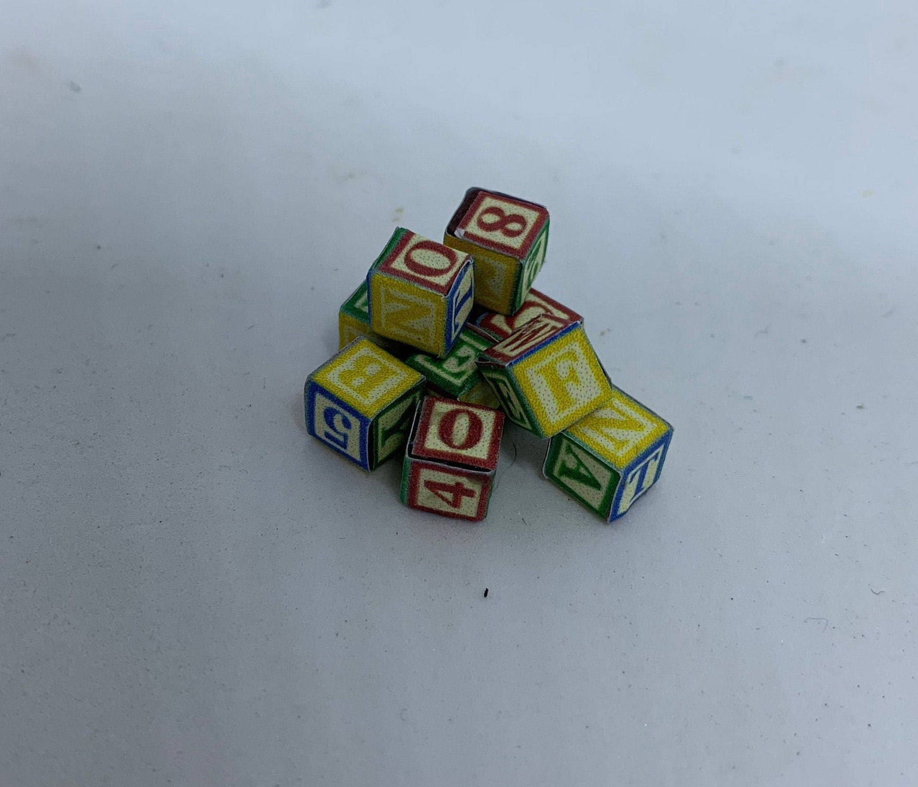 1:12th Dolls House Miniatures - Letter Blocks ( set of 10 )