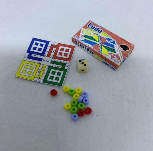 Dolls House Miniatures - Ludo Set - Modern