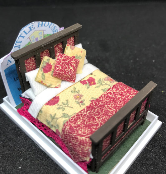 Dolls House Miniatures ( 1/48th - 1:48 - 1/4" - Quarter Inch Scale )  - Hand Made Double Bed  - FREDA