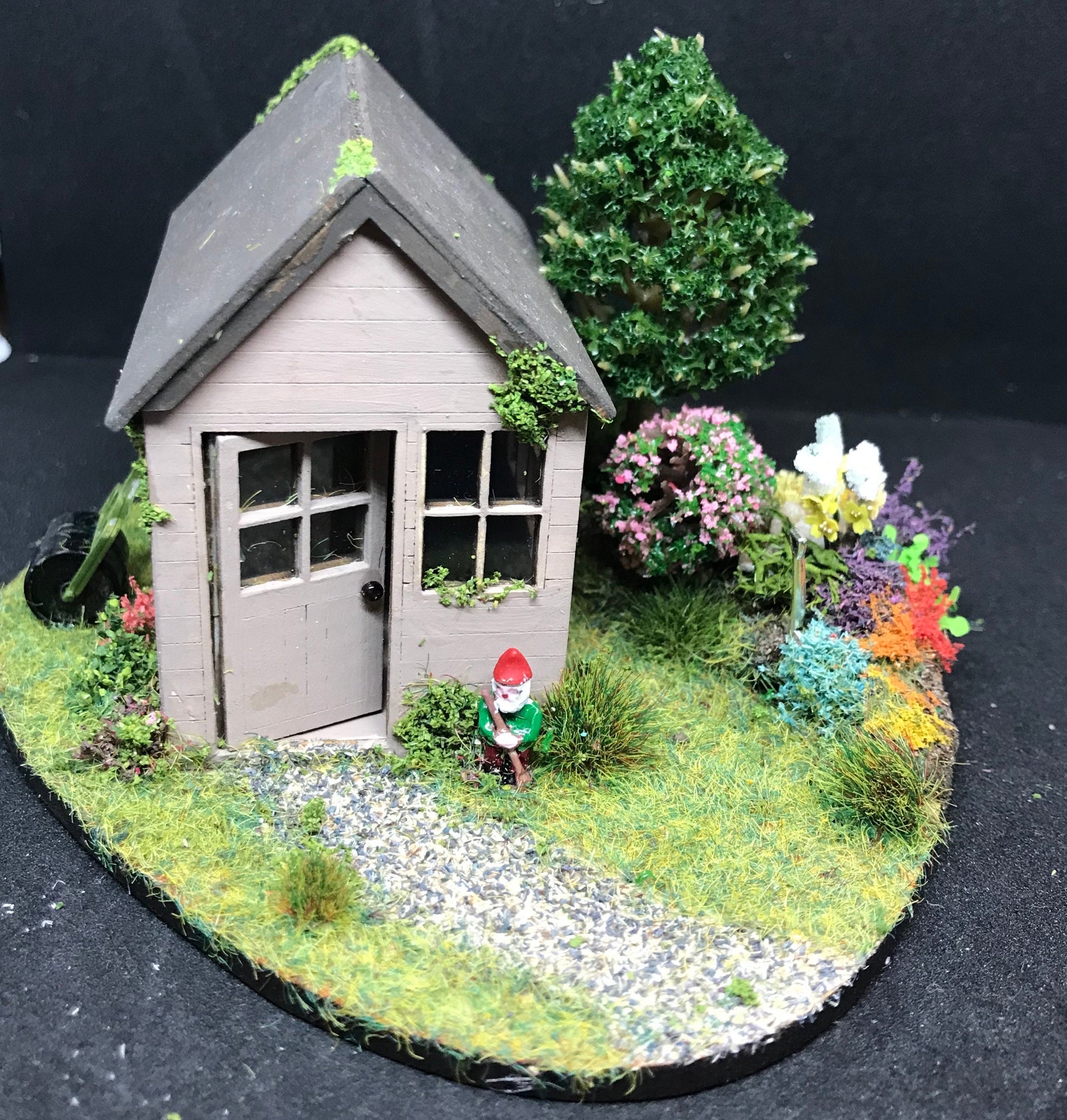 Dolls House Miniatures ( 1/48th - 1:48th - 1/4" - Quarter Inch Scale )  Hand Made Shed Garden Scene ”