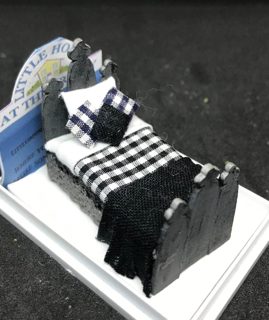 Dolls House Miniatures ( 1/48th - 1:48 - 1/4" - Quarter Inch Scale )  - Hand Made    - Single Bed - GRACE -