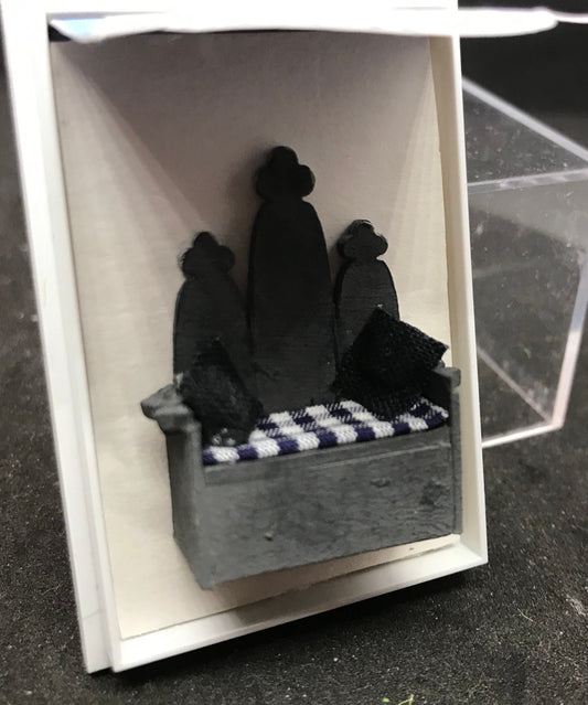 Dolls House 1/48th - Gothic Bench   -