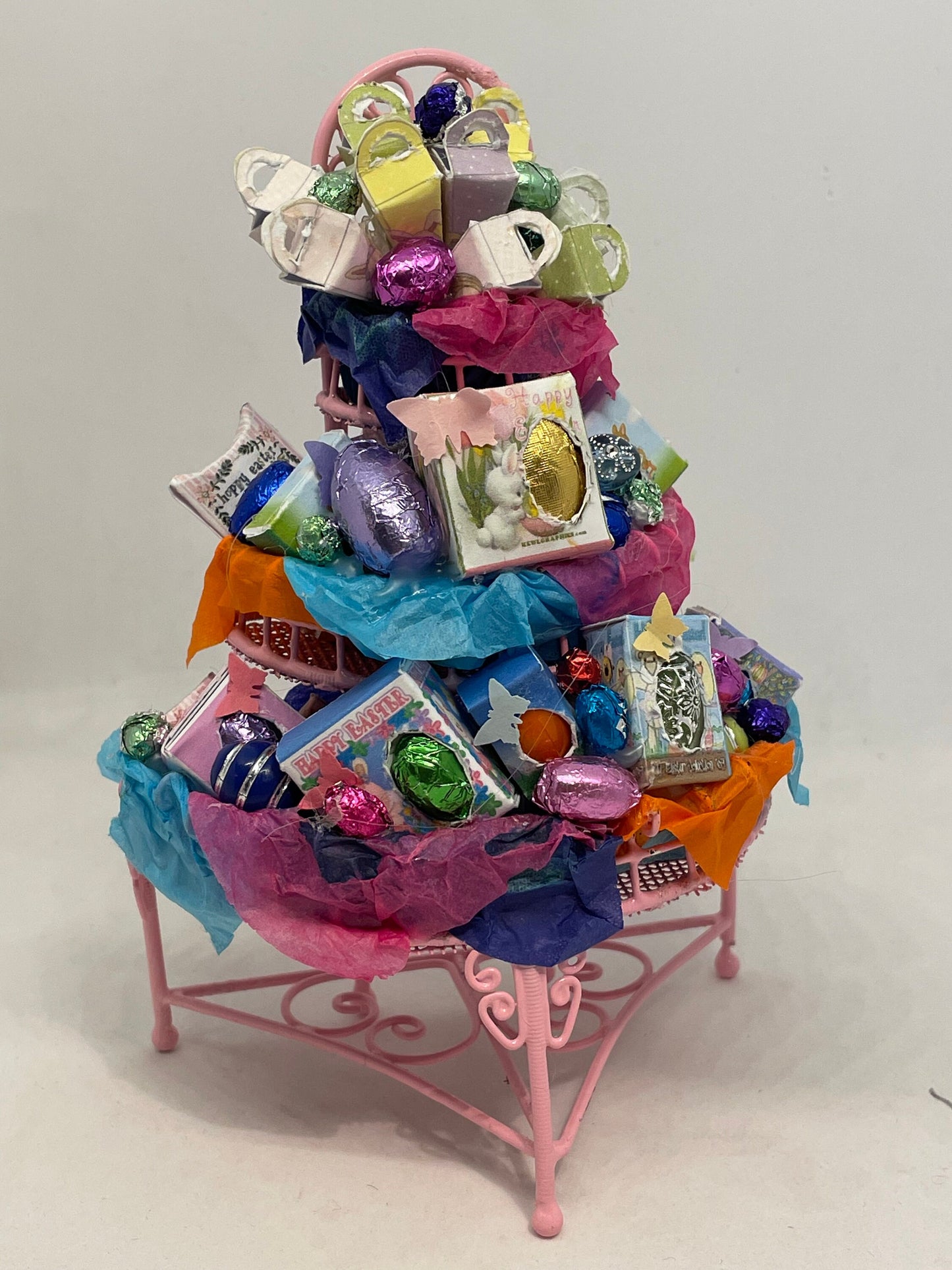 Dolls House Miniatures - 1/12th Easter Etagere