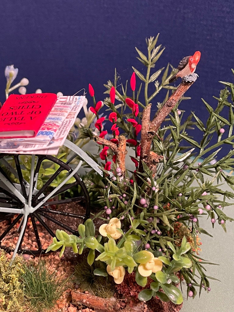 Dolls House Miniatures - Garden Scene - Bike