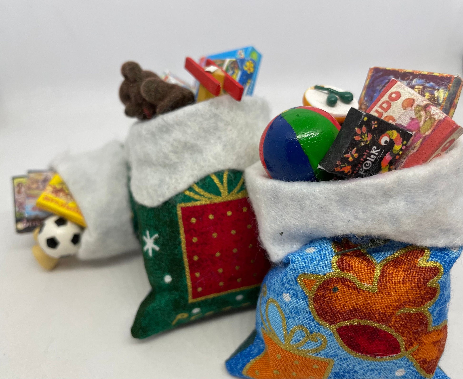 Dolls House Miniatures  - 1/12th Christmas Toy Sack  x1