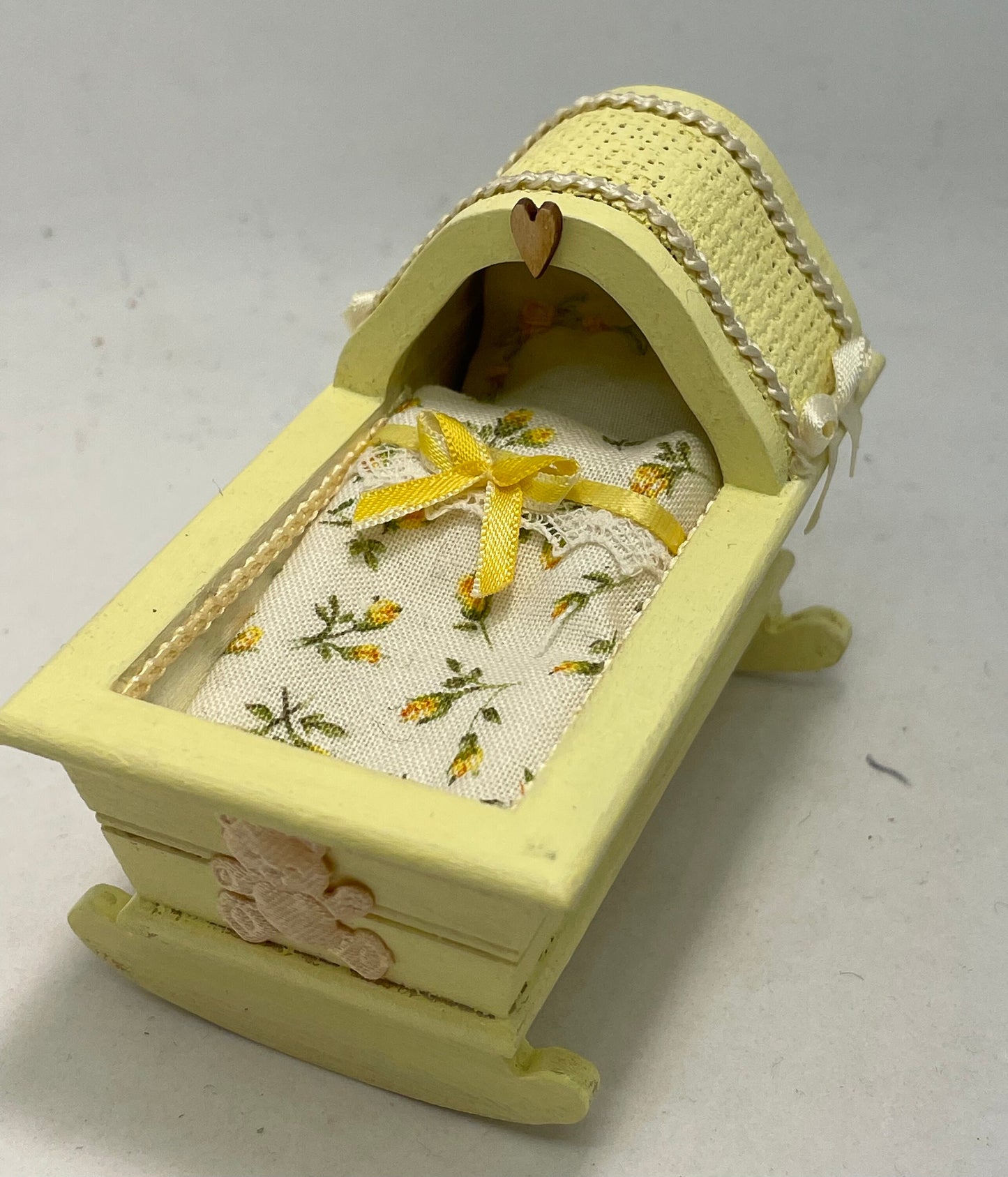 Dolls House 1/12th Lemon Rocker Crib