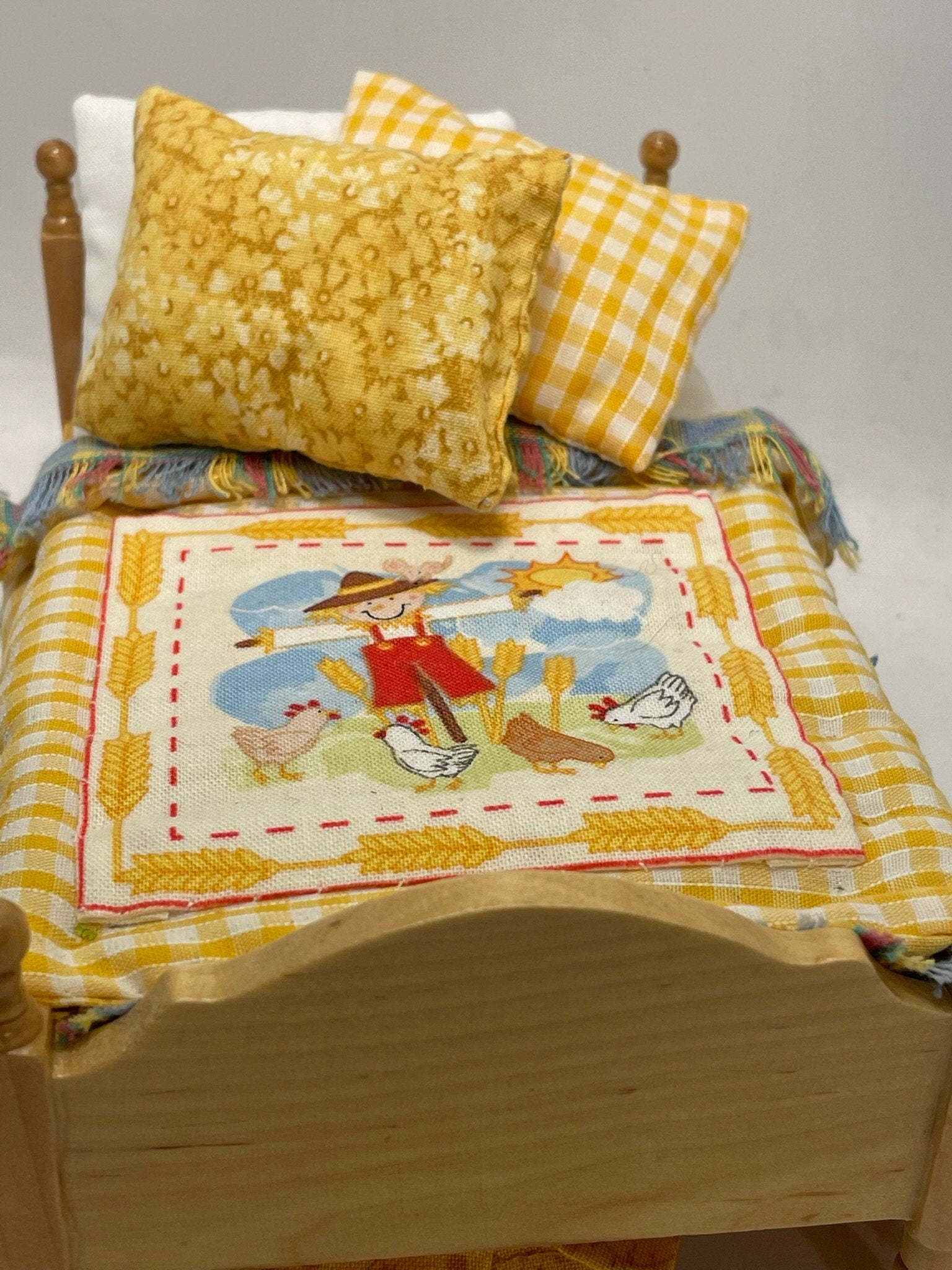 Dolls House Luxury Dressed Single Bed - Scarecrow