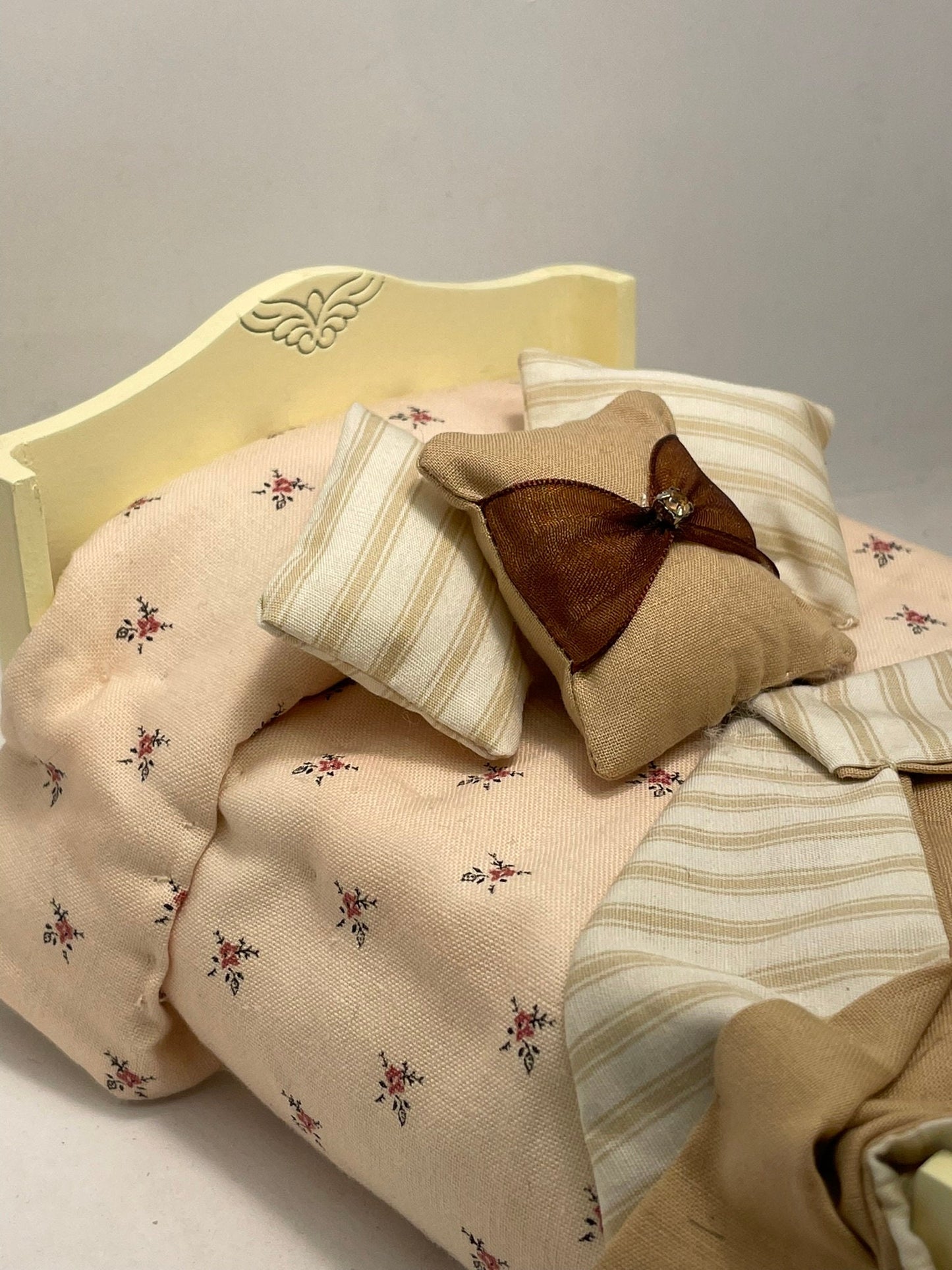 Dolls House Luxury Dressed 1/12th Double Bed - Adele