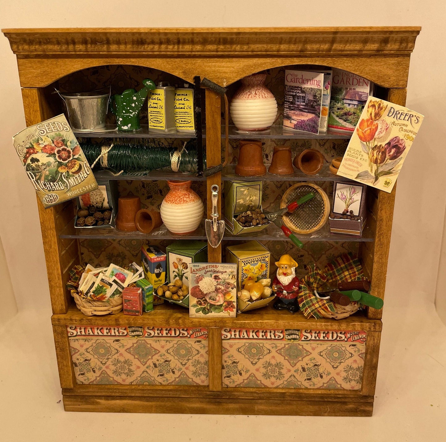 Dolls House Miniatures - Gardeners Shelves