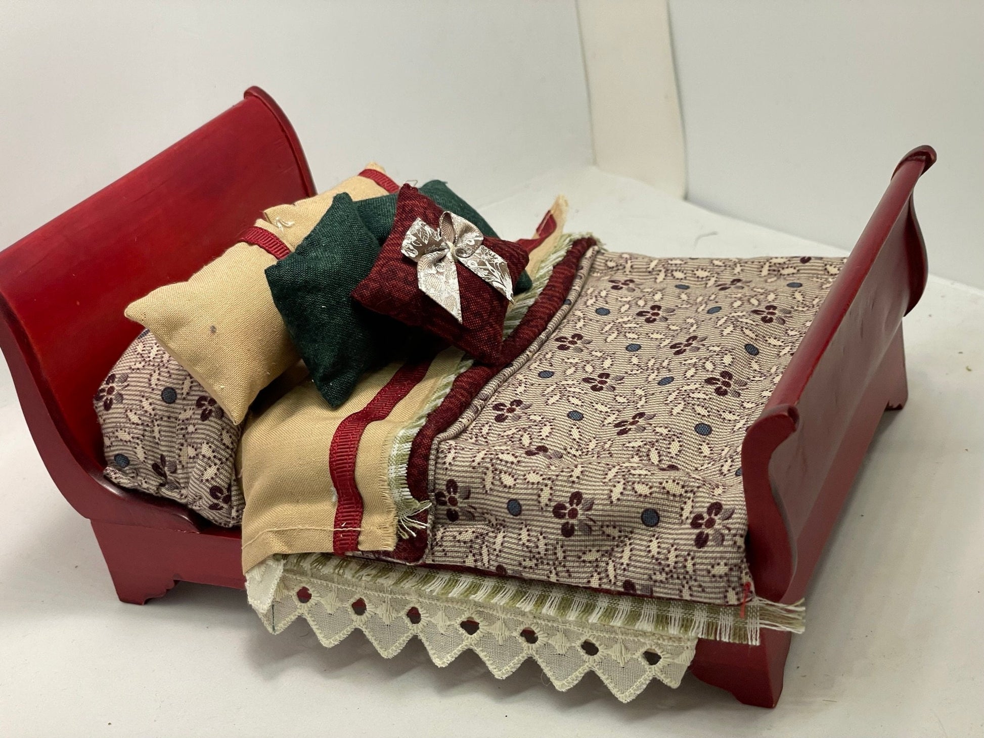 Dolls House Luxury Dressed 1/12th Double Bed - Giselle