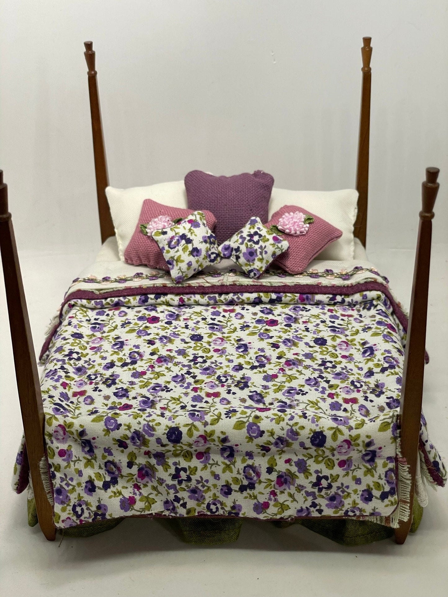 Dolls House Dressed 1/12th Double Poster Bed - Maggie