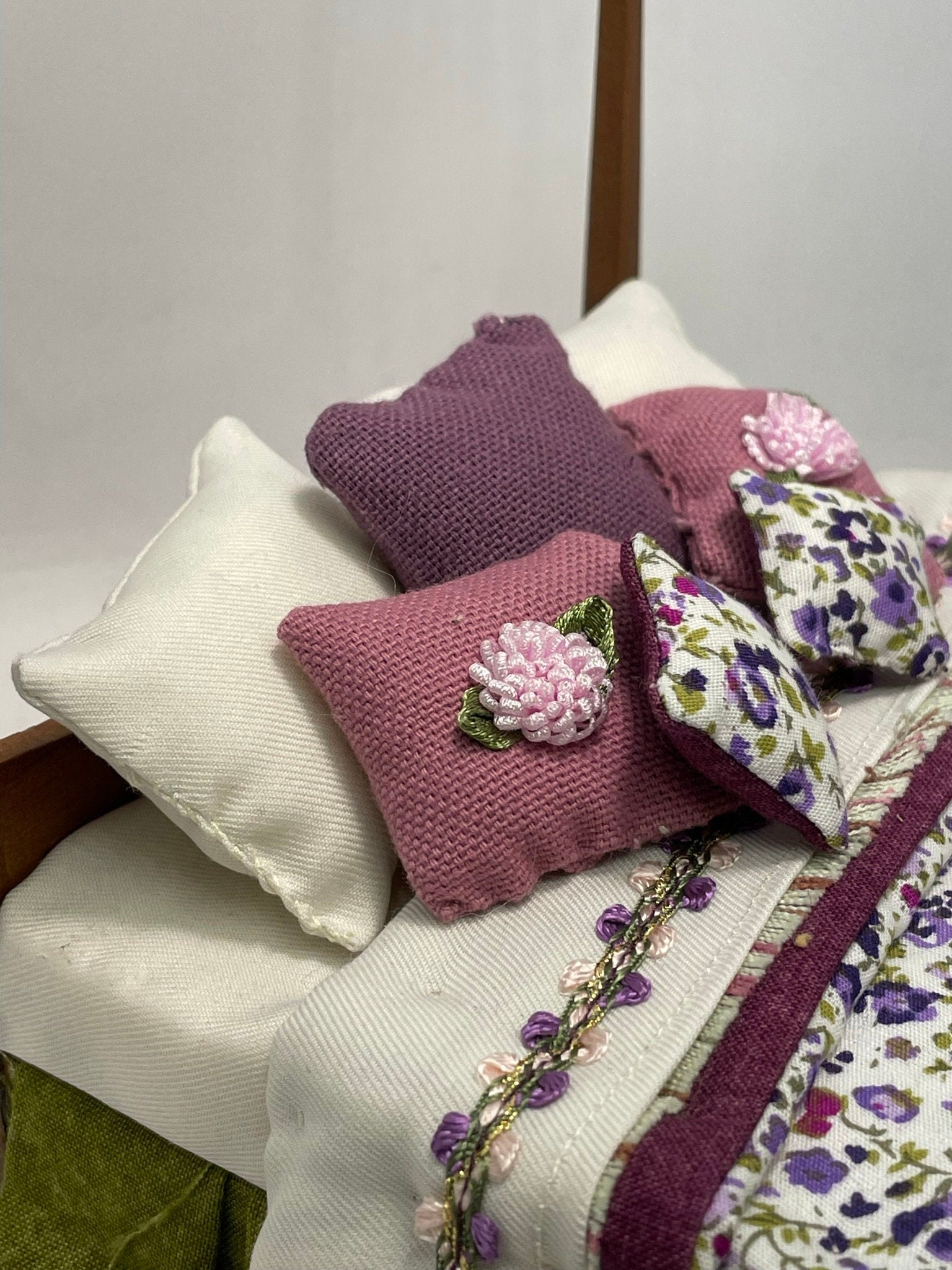 Dolls House Dressed 1/12th Double Poster Bed - Maggie