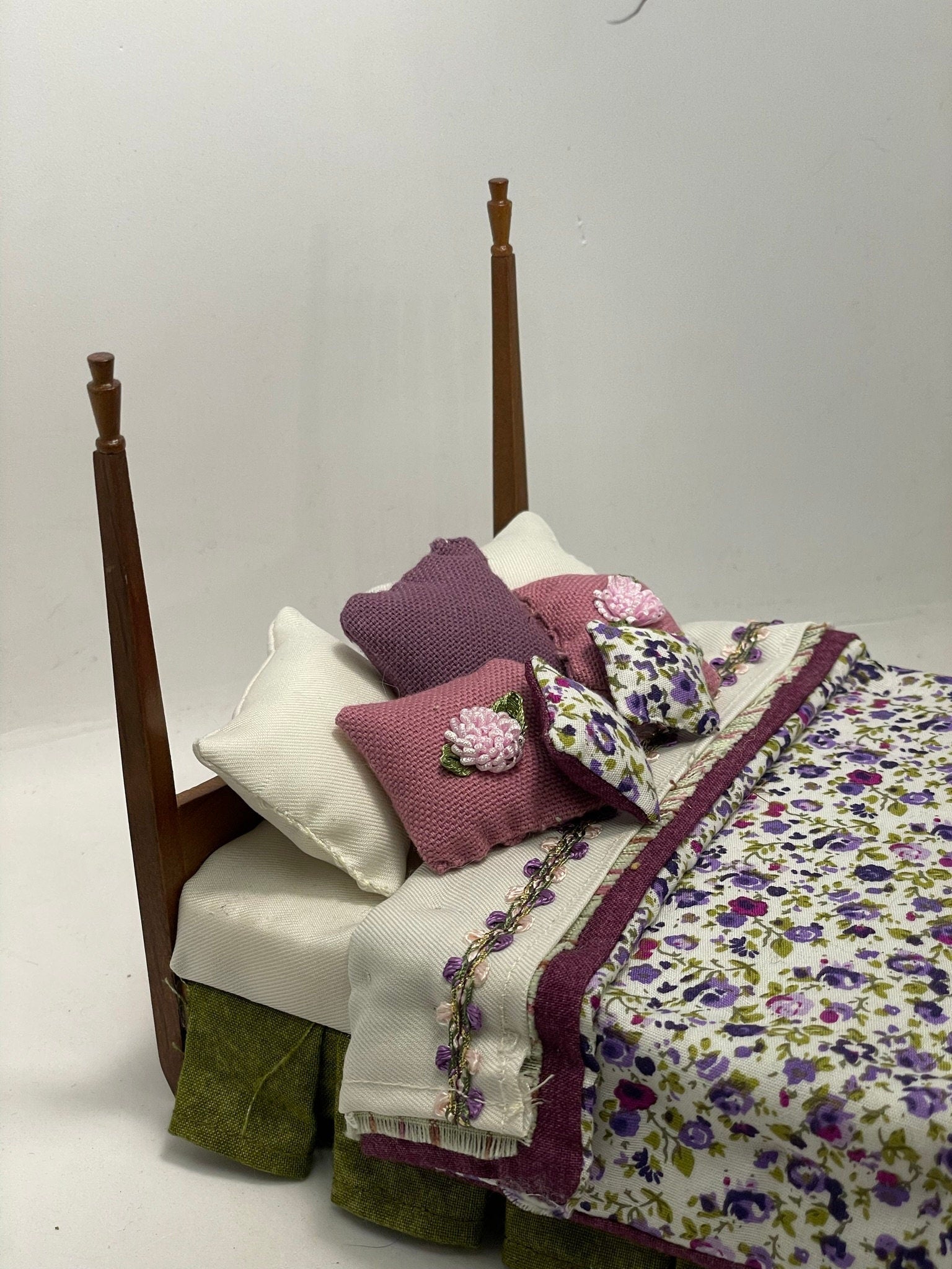 Dolls House Dressed 1/12th Double Poster Bed - Maggie