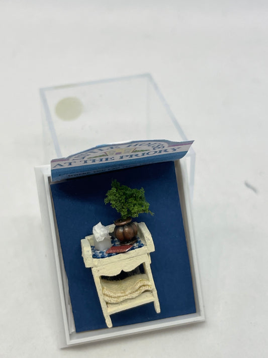 Dolls House Luxury Dressed 1/48th washstand -