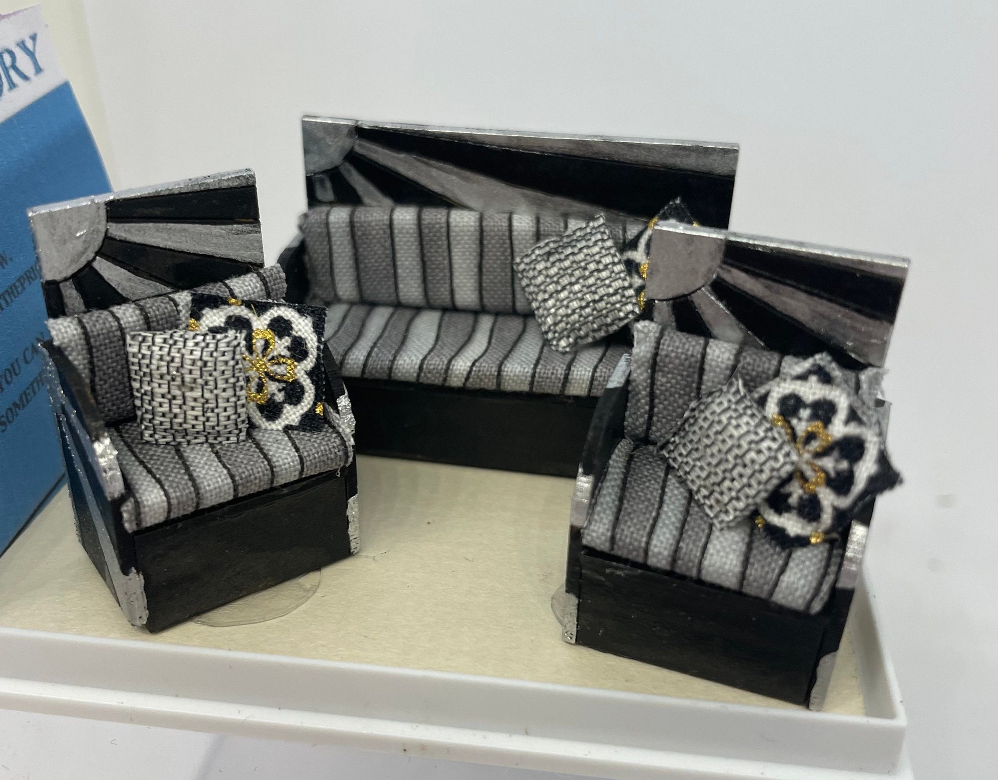 Dolls House Miniatures - Handmade 1/48th Sunbeam Chair set (1/4inch )