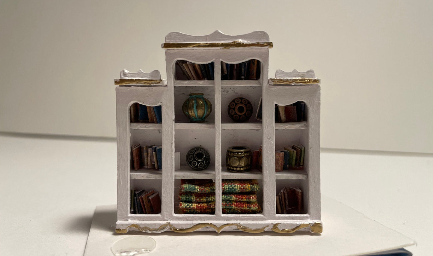 Dolls House 1/48th - Long Bookcase - White