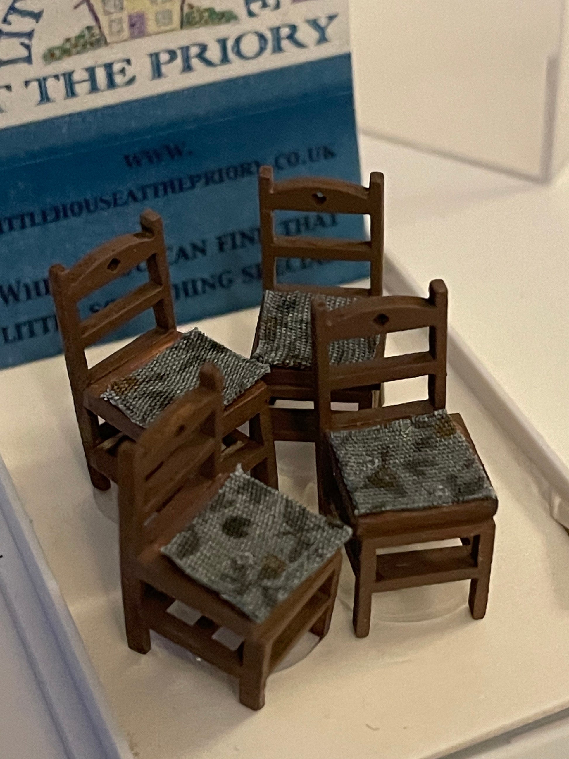 Dolls House 1/48th - s/4 Chairs