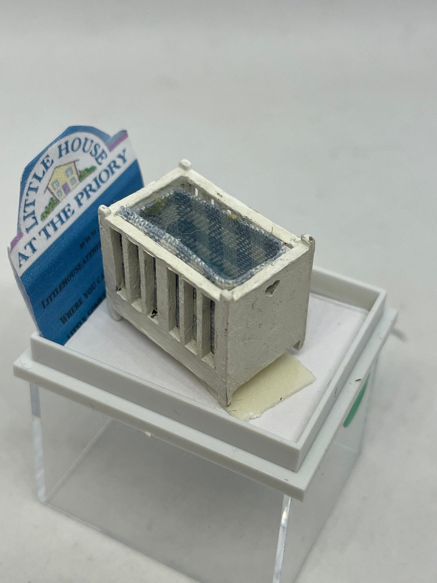 Dolls House 1/48th - Cot - WHITE