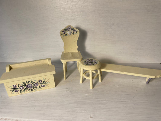 DOLLS HOUSE MINIATURES - lemon Rosy Wooden Accessories