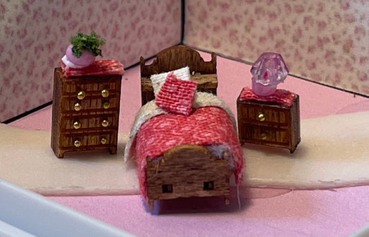 Dolls House Miniatures 1/144th  / 1:144 / Micro  / Dutch Scale Country Childs Bedroom set