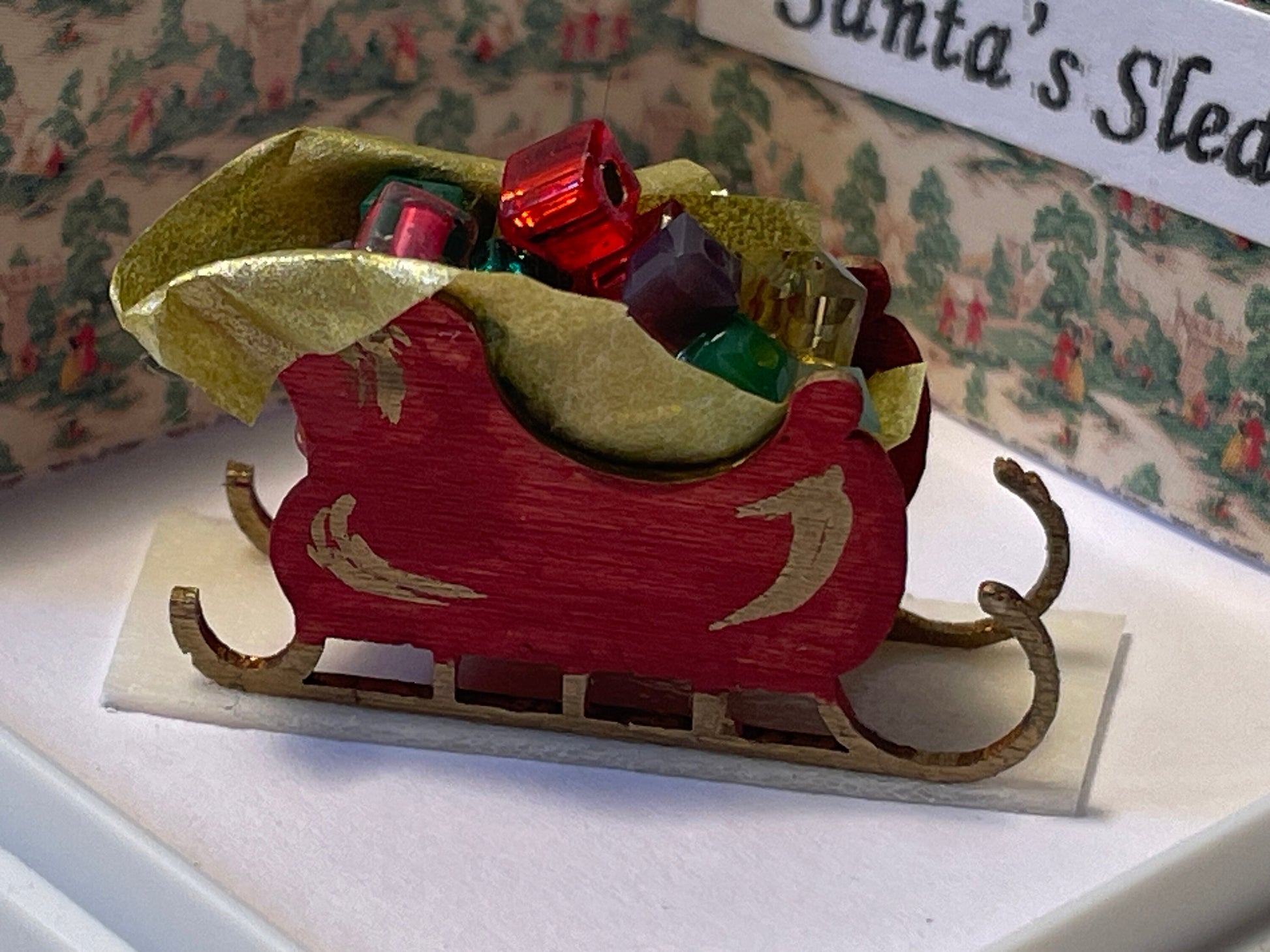 Dolls House Miniatures 1/144th  / 1:144 / Micro  / Dutch Scale Christmas Sledge