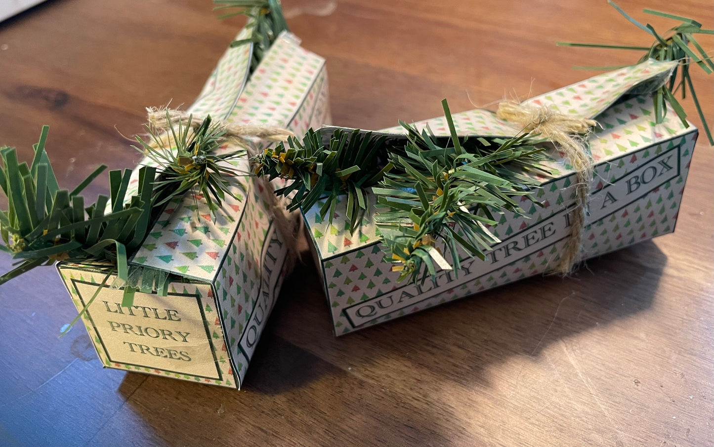 Dolls house Miniatures - Christmas Tree in box (display only)