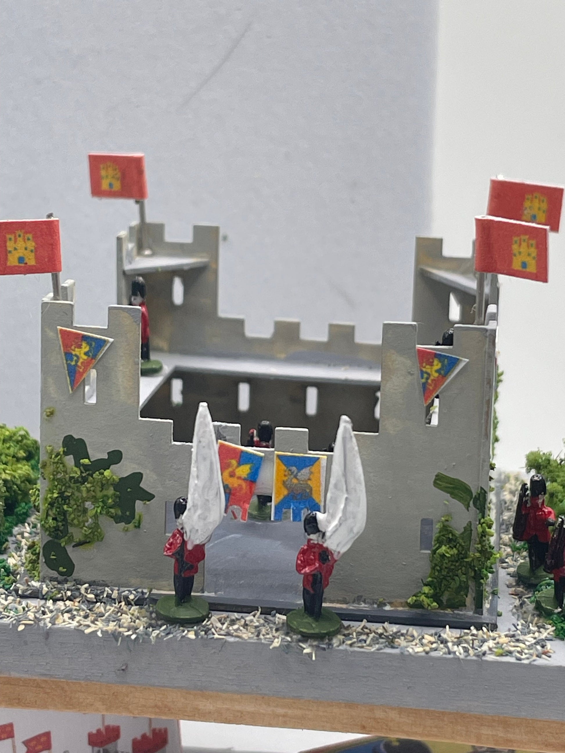 Dolls House Miniatures - 1/12th Toy Fort