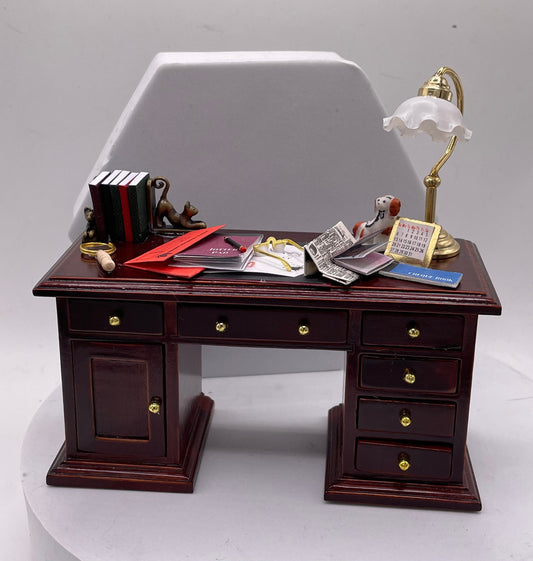 Dolls House Miniatures - 1/12th Mahogany Desk