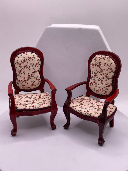 Dolls House Miniatures - 1/12th chair x 1 - Vera Collective