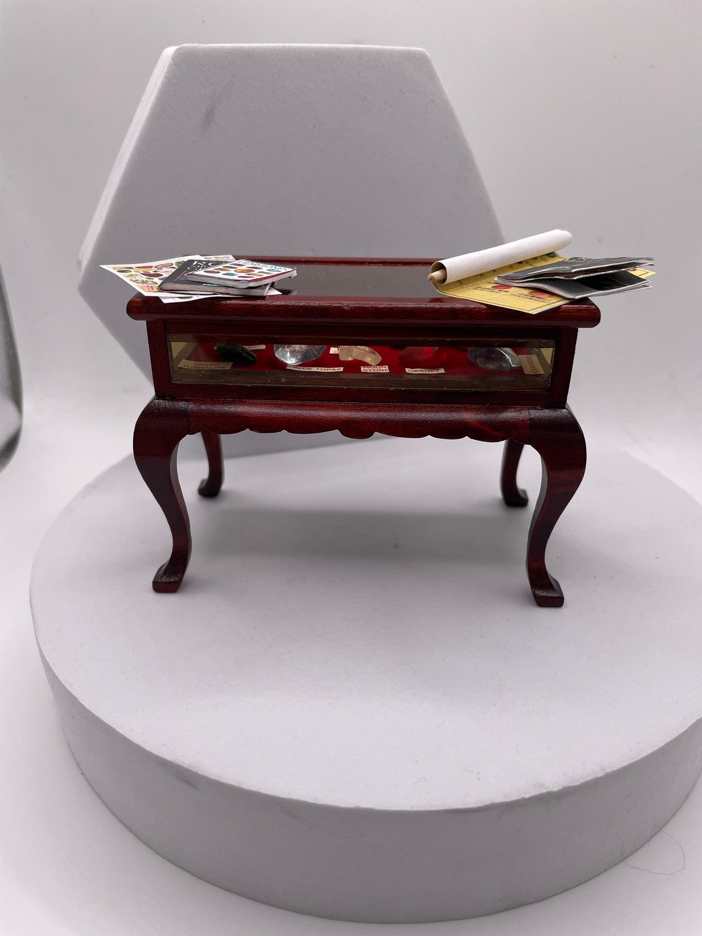 Dolls House Miniatures - 1/12th Geologist ( rock ) Curio Table  - Vera Collective