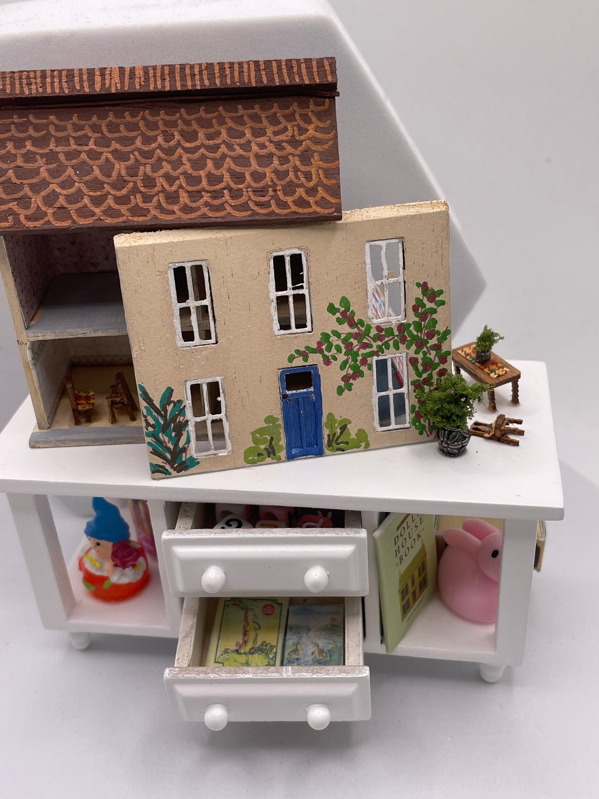 1/12th toy table - playing dolls house   (2 available)