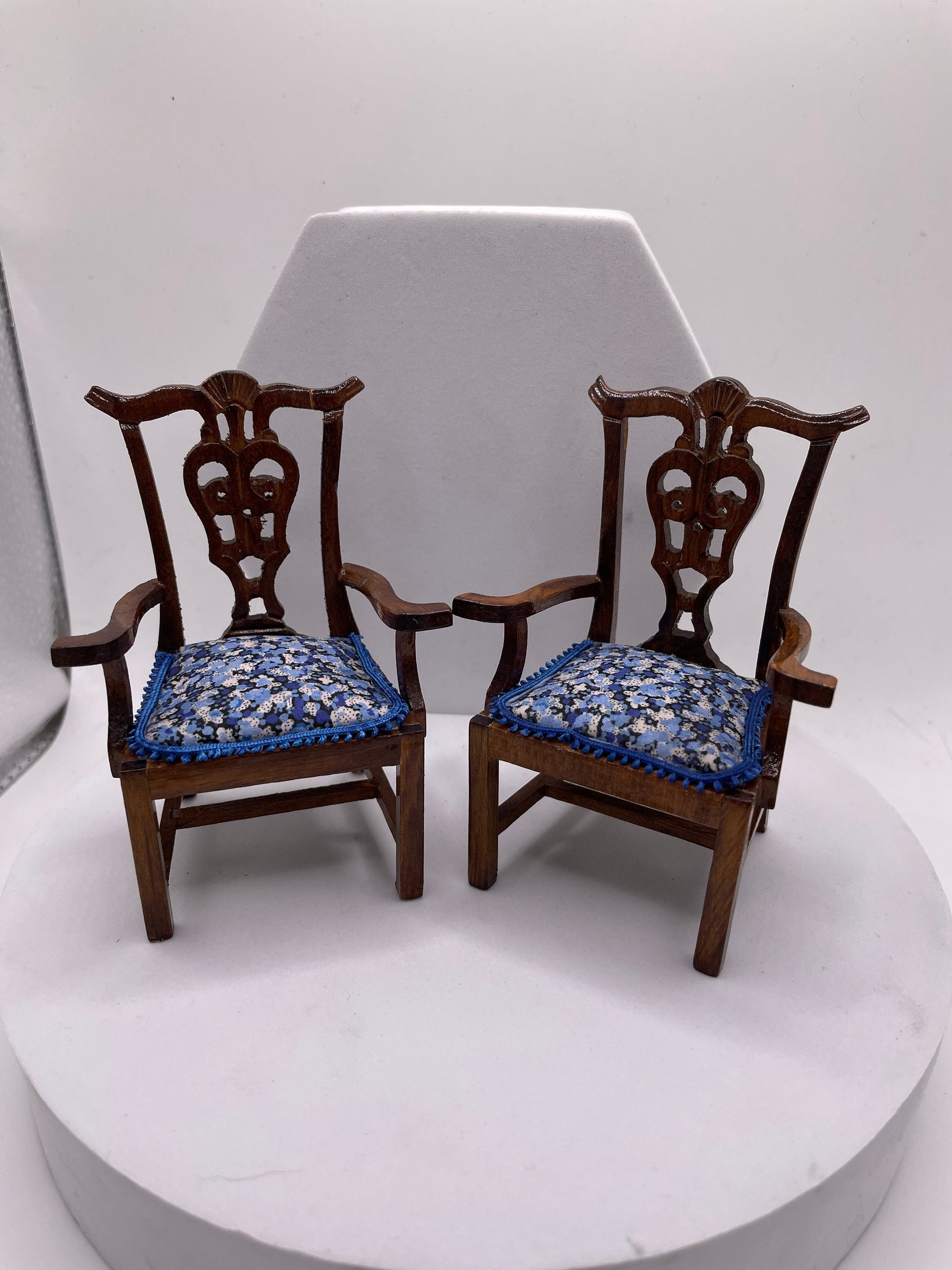 Dolls House Miniatures - 1/12th Pair ornate chairs