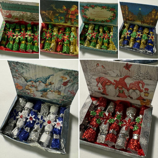 DOLLS HOUSE MINIATURES - 1/12th scale (1 inch) christmas crackers in box  (6 options)