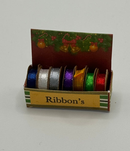 DOLLS HOUSE MINIATURES - Christmas ribbons box x1