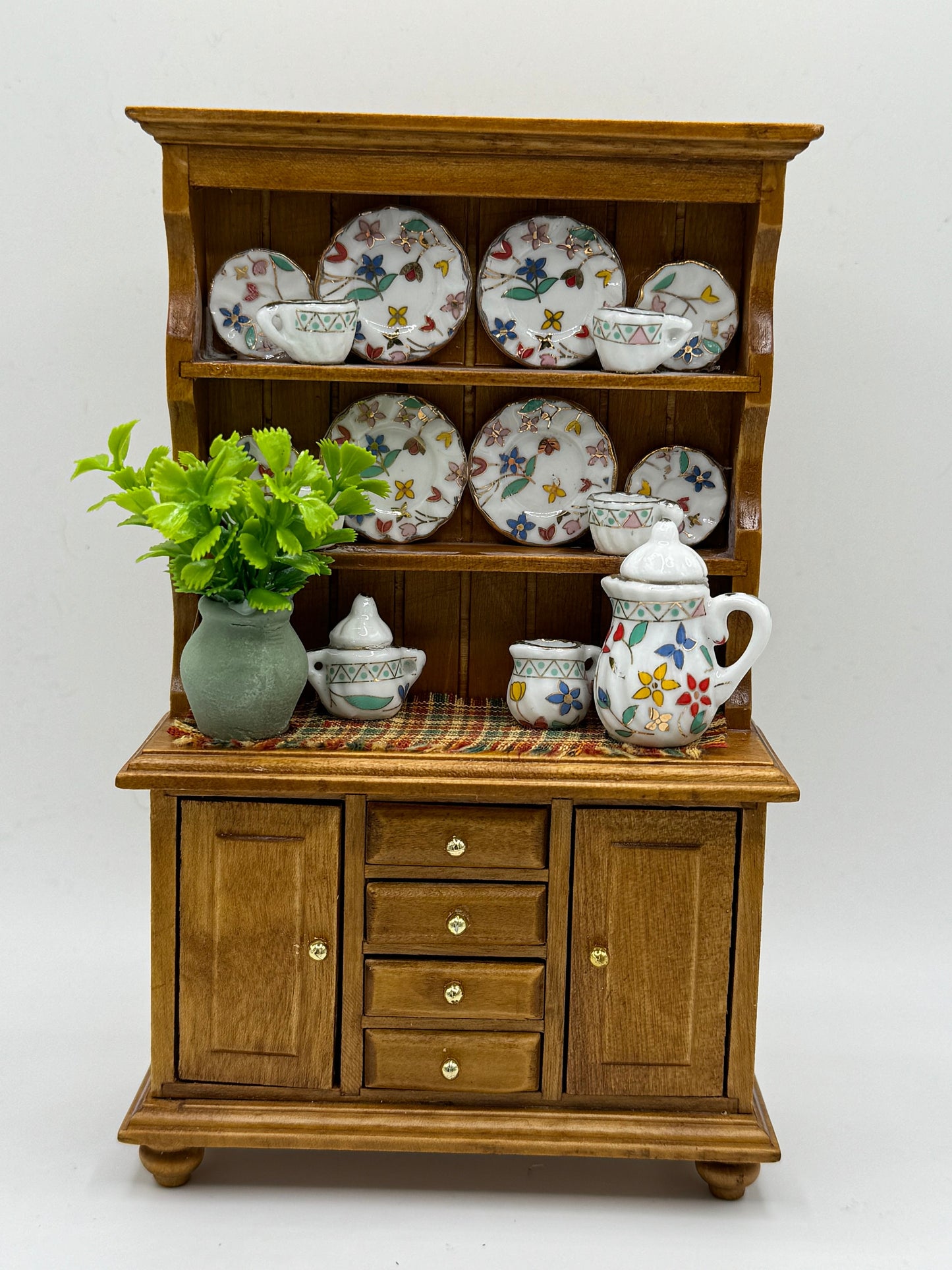 Dolls House Miniatures - Kitchen Dresser / Hutch