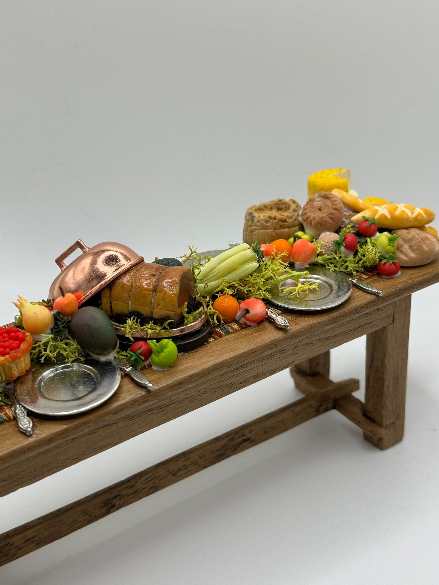 Dolls House Miniatures - Tudor Feast Table