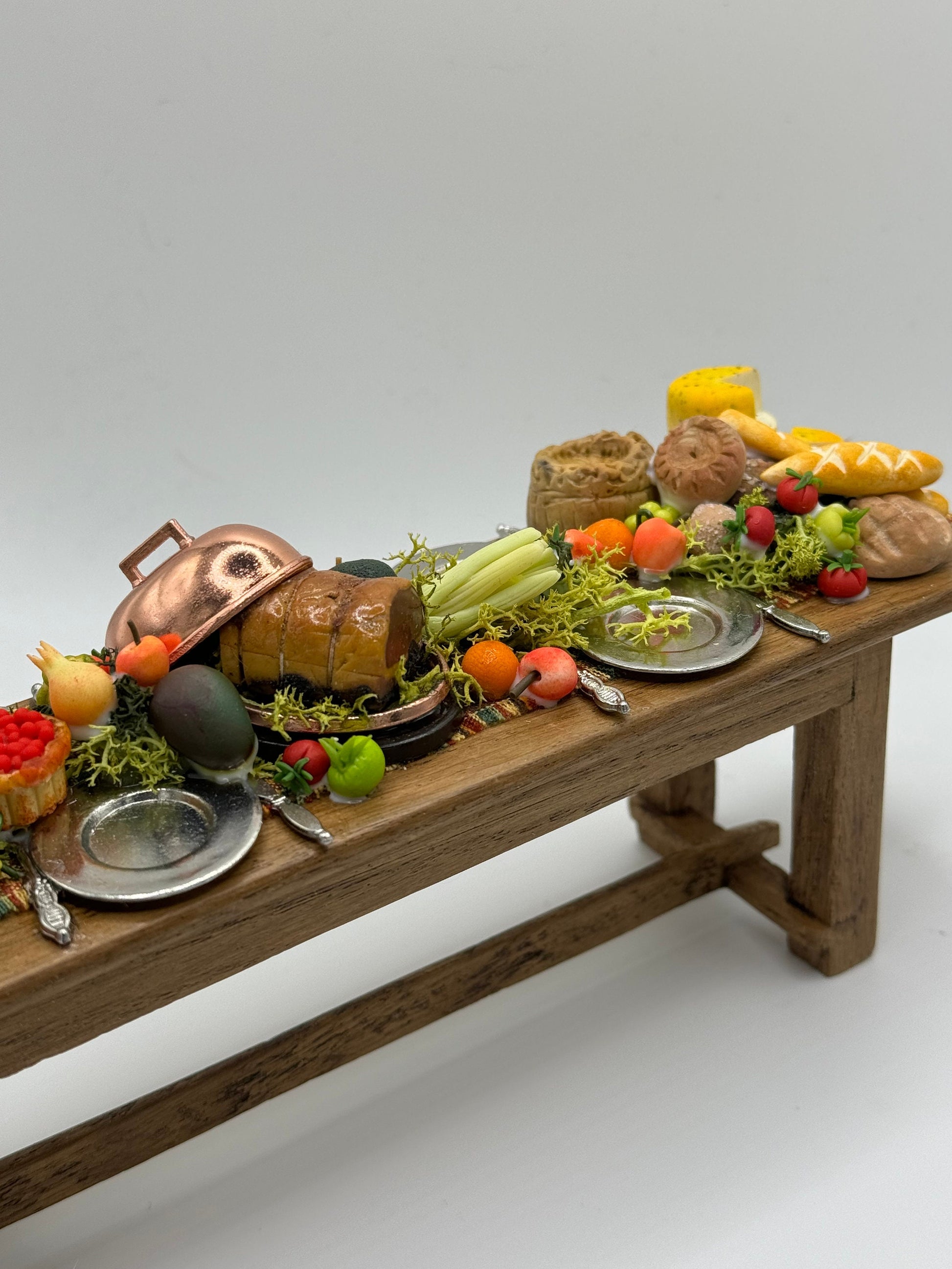Dolls House Miniatures - Tudor Feast Table