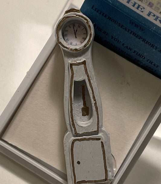 Dolls House   1/48 grandfather clock