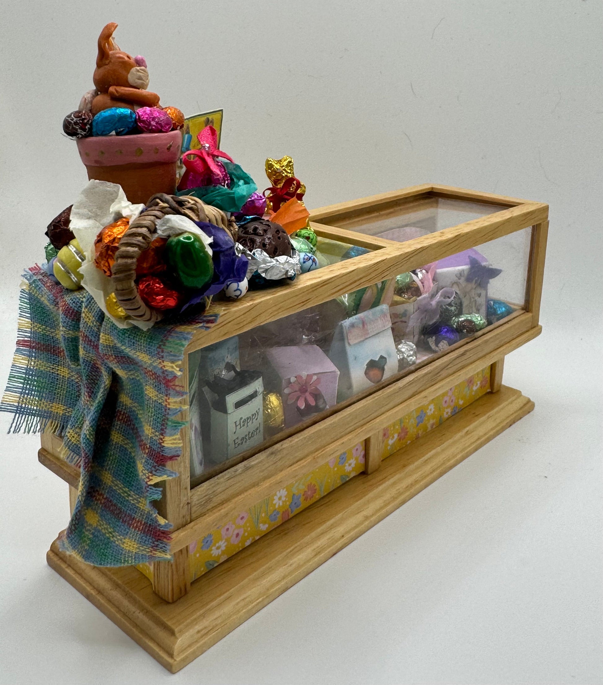 1/12th Easter Shop Sweet Counter
