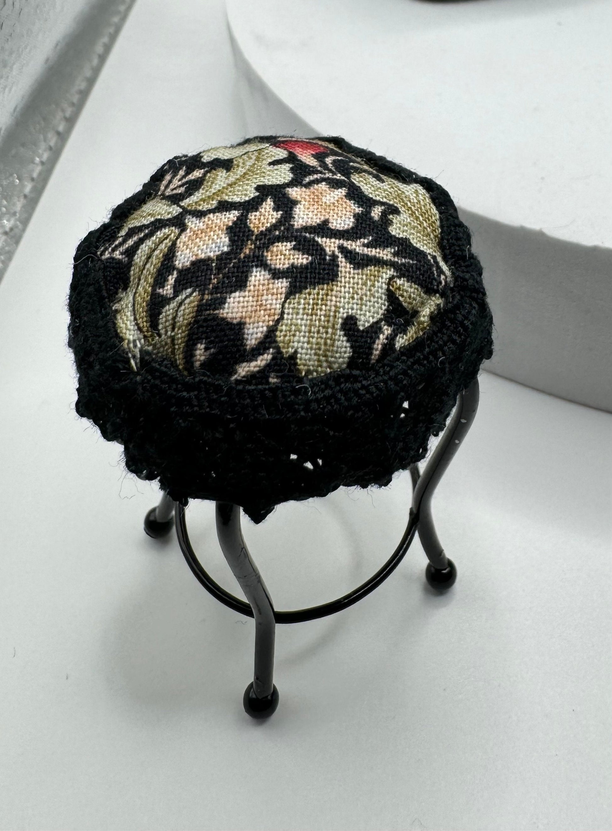 Dolls House Miniatures - Black Wire Chairs / stools (5 options)