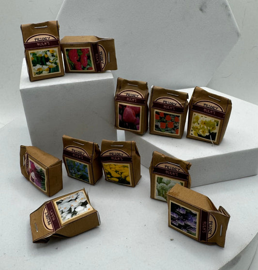 Dolls House Miniatures - garden bulb bag  x1